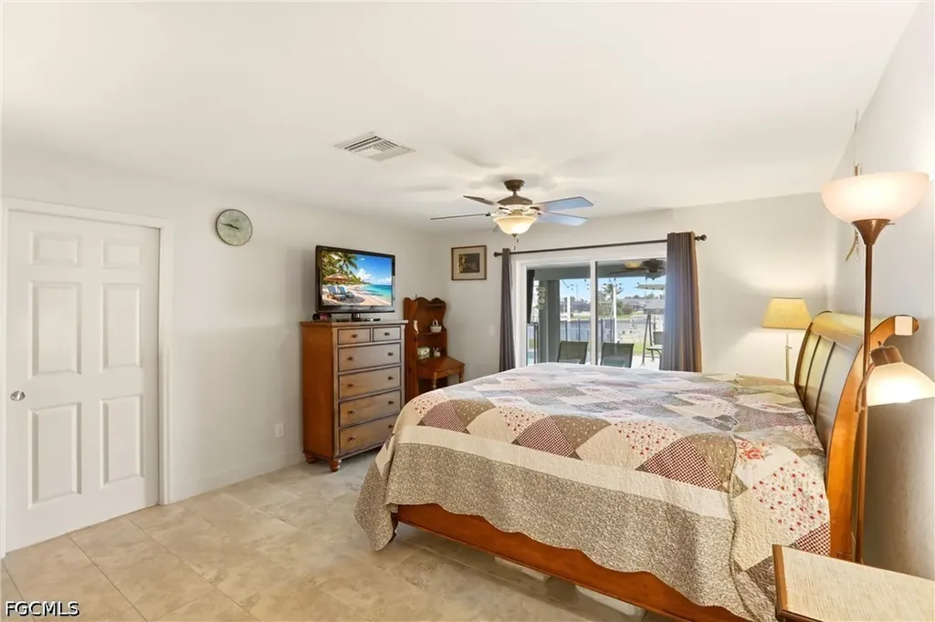 1119 SE 28th Terrace Cape Coral FL 33904