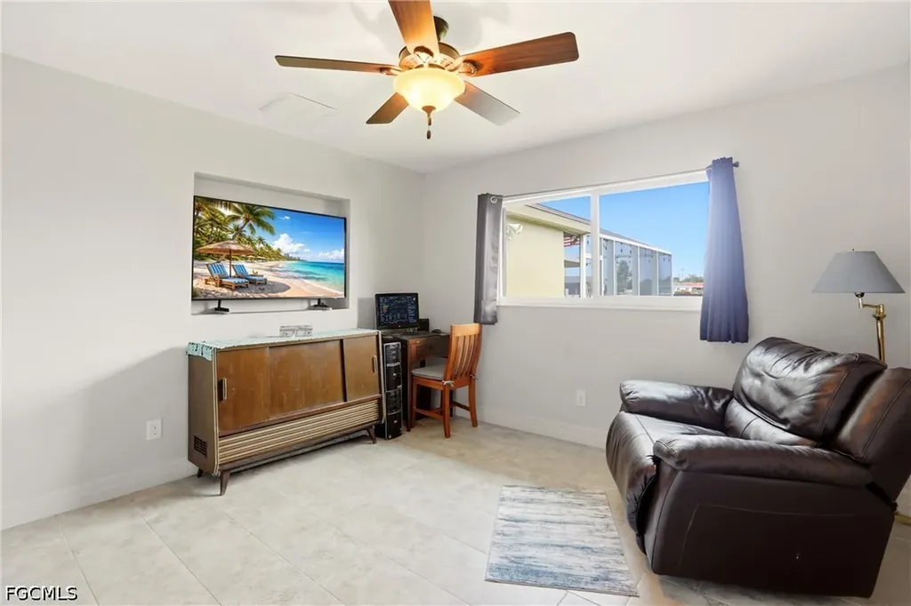 1119 SE 28th Terrace Cape Coral FL 33904