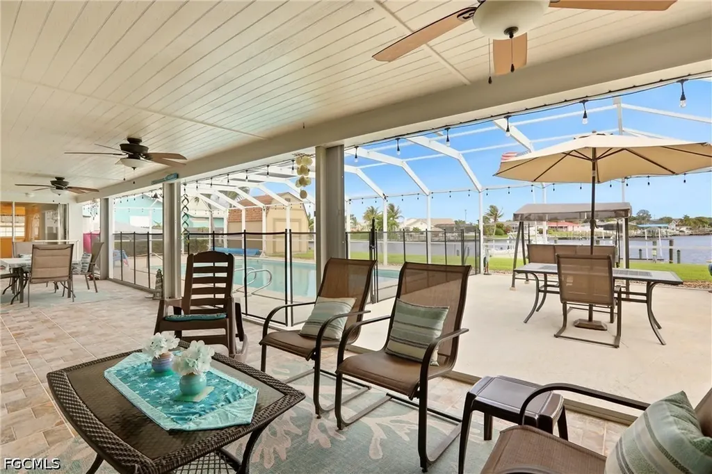 1119 SE 28th Terrace Cape Coral FL 33904