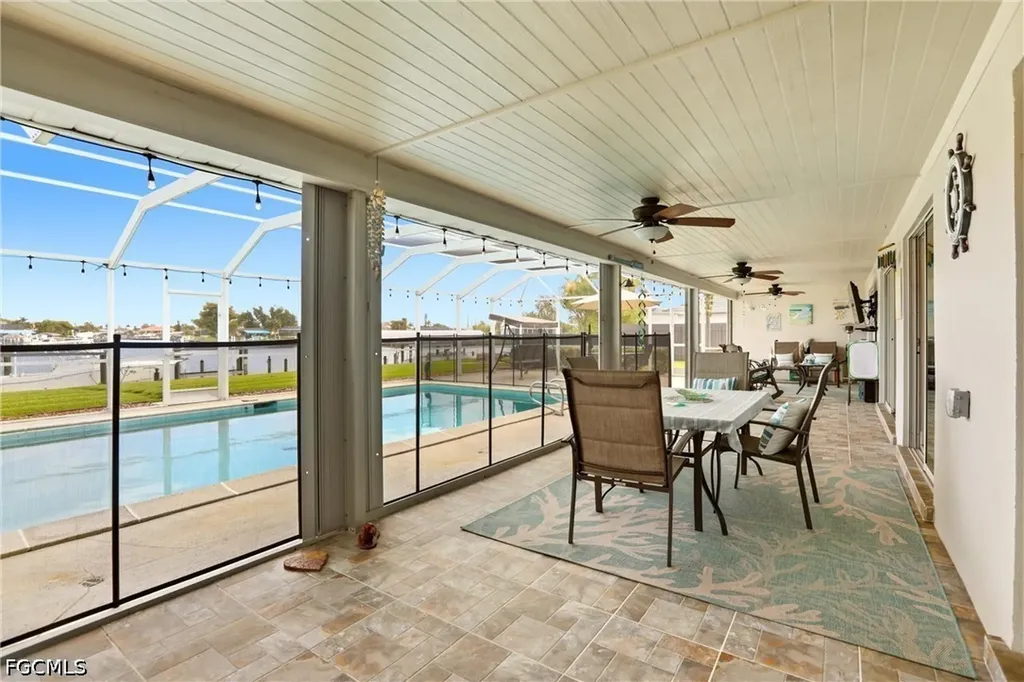 1119 SE 28th Terrace Cape Coral FL 33904