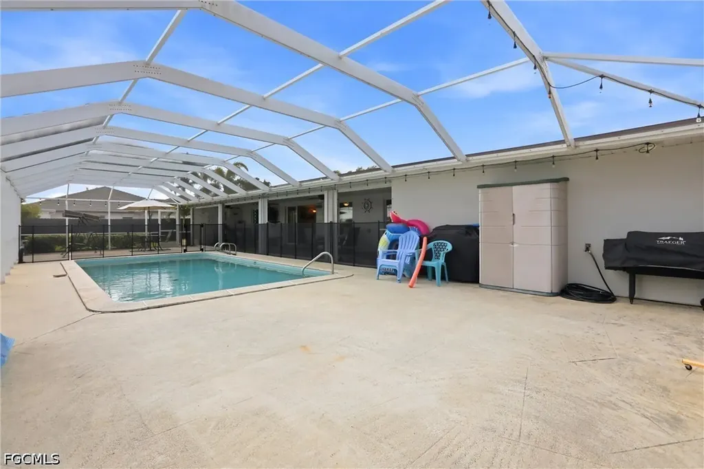 1119 SE 28th Terrace Cape Coral FL 33904