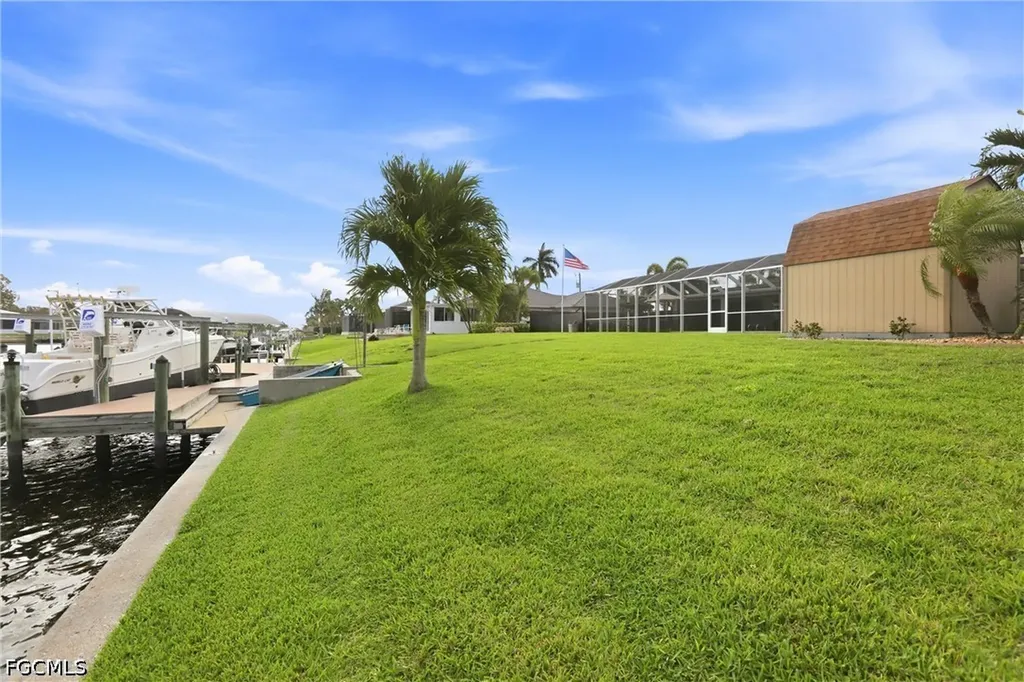 1119 SE 28th Terrace Cape Coral FL 33904