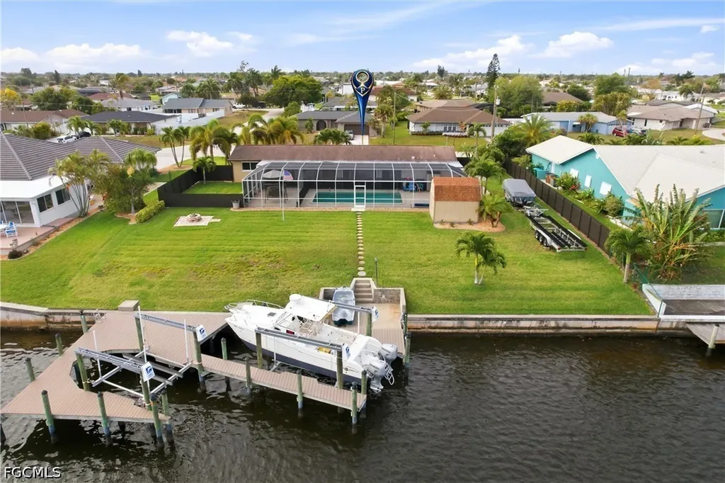 1119 SE 28th Terrace Cape Coral FL 33904