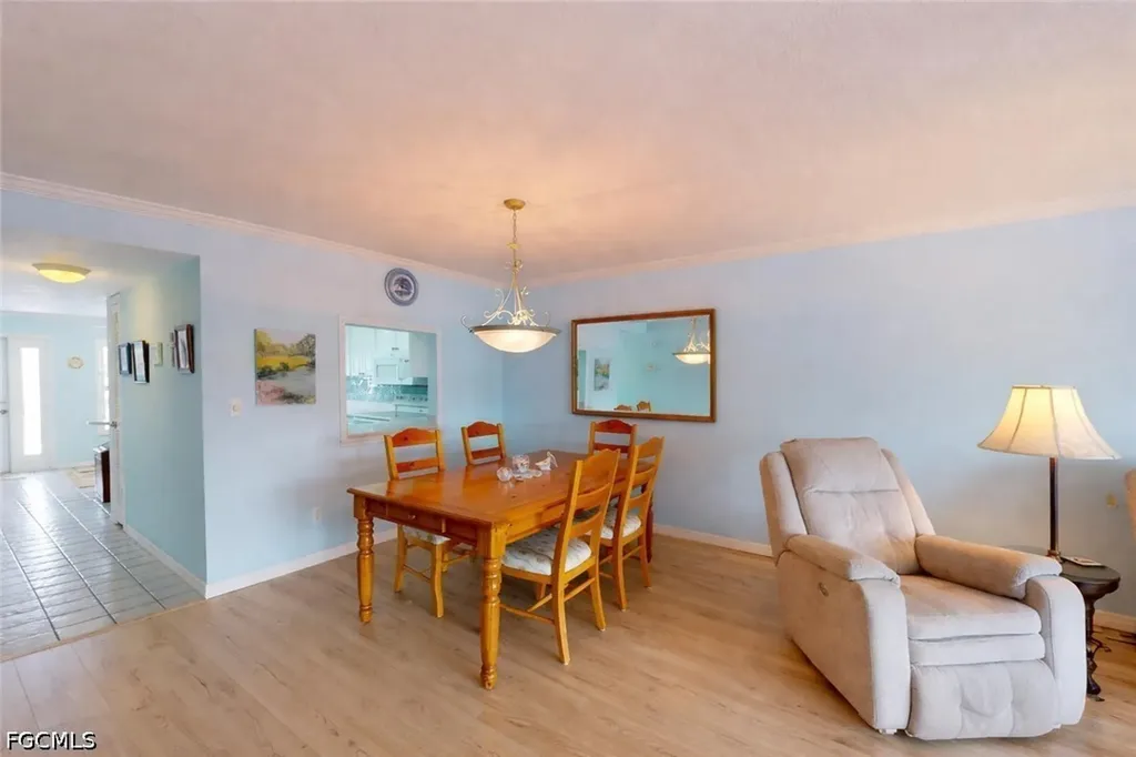 4229 SE 19th Place Cape Coral FL 33904