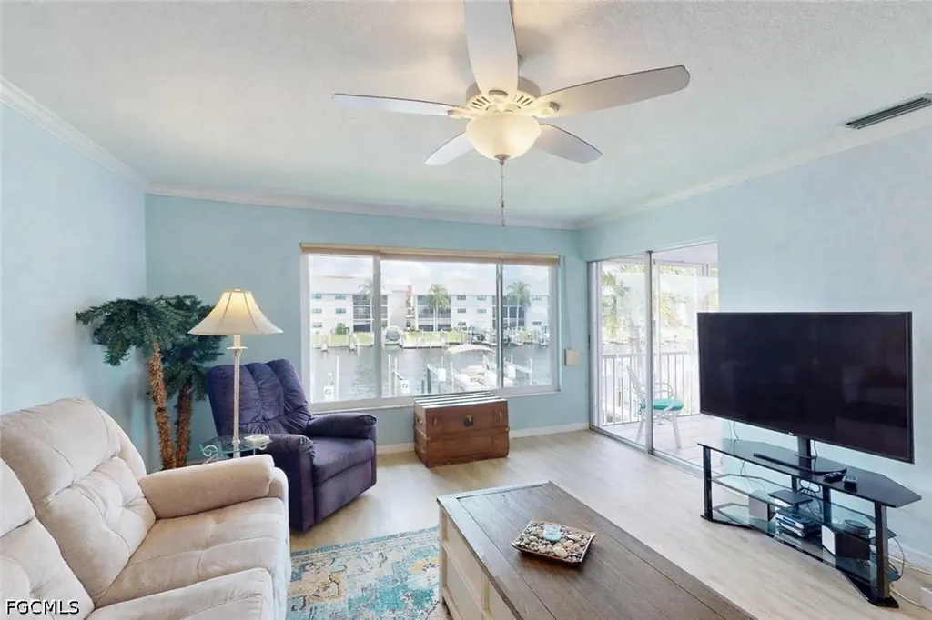 4229 SE 19th Place Cape Coral FL 33904
