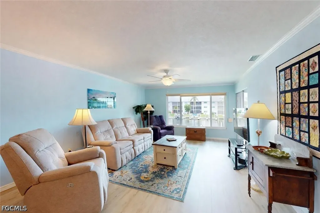 4229 SE 19th Place Cape Coral FL 33904