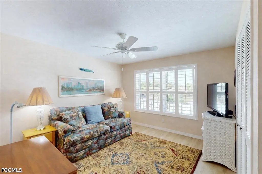 4229 SE 19th Place Cape Coral FL 33904