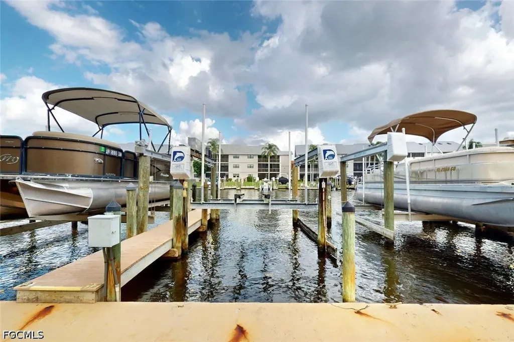 4229 SE 19th Place Cape Coral FL 33904