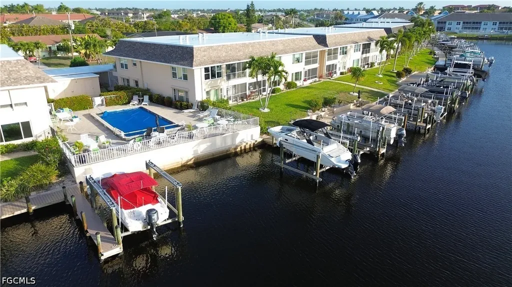 4229 SE 19th Place Cape Coral FL 33904