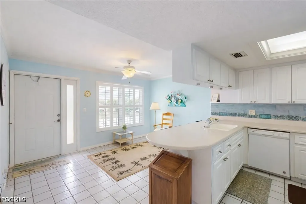 4229 SE 19th Place Cape Coral FL 33904