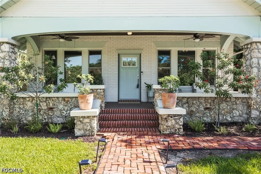 1473 Barcelona Avenue Fort Myers FL 33901