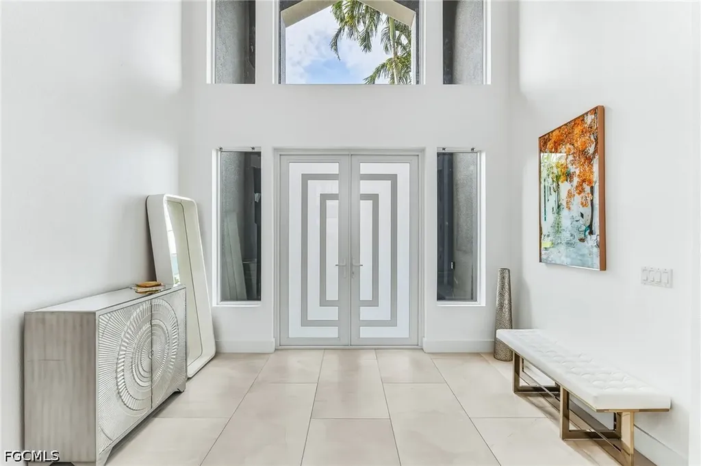 2418 SE 28th Street Cape Coral FL 33904