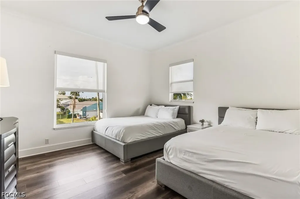 2418 SE 28th Street Cape Coral FL 33904