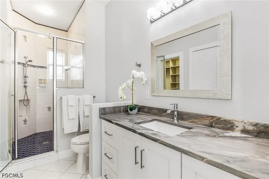 2418 SE 28th Street Cape Coral FL 33904
