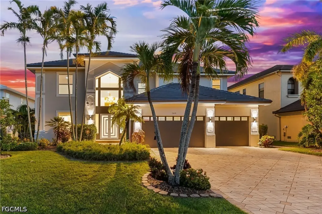 2418 SE 28th Street Cape Coral FL 33904