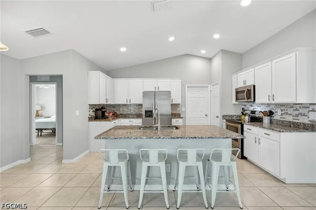 2716 NW 45th Place Cape Coral FL 33993
