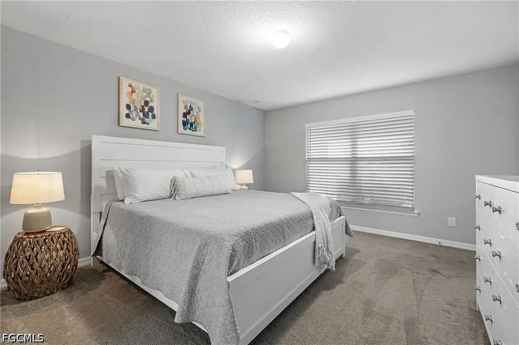 2716 NW 45th Place Cape Coral FL 33993