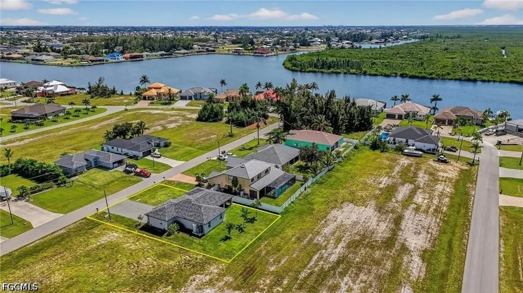 2716 NW 45th Place Cape Coral FL 33993