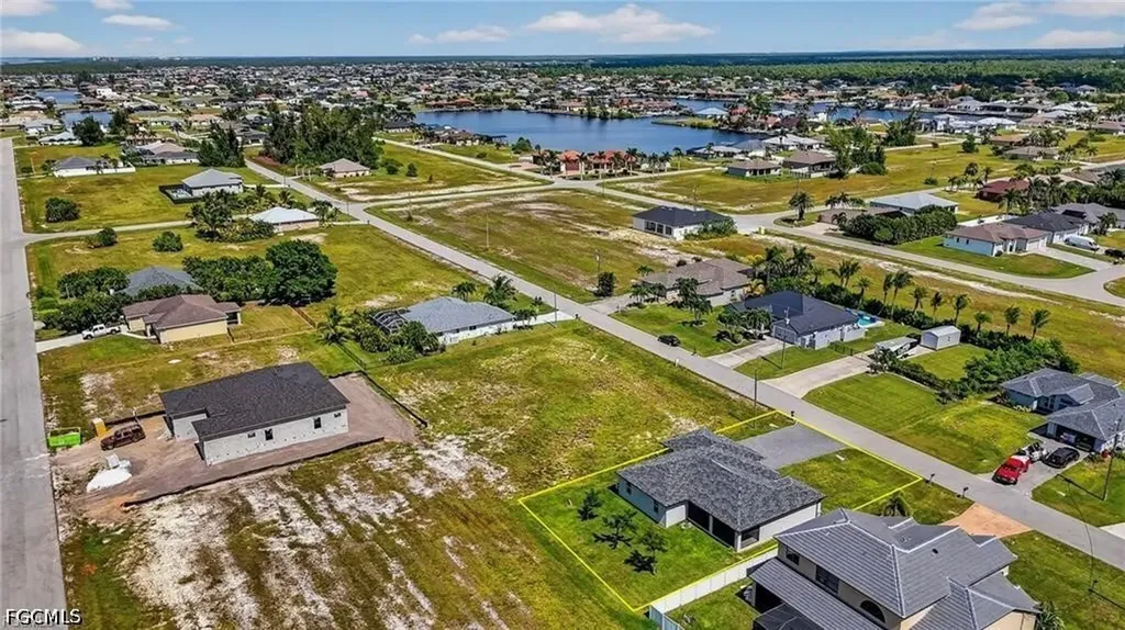 2716 NW 45th Place Cape Coral FL 33993
