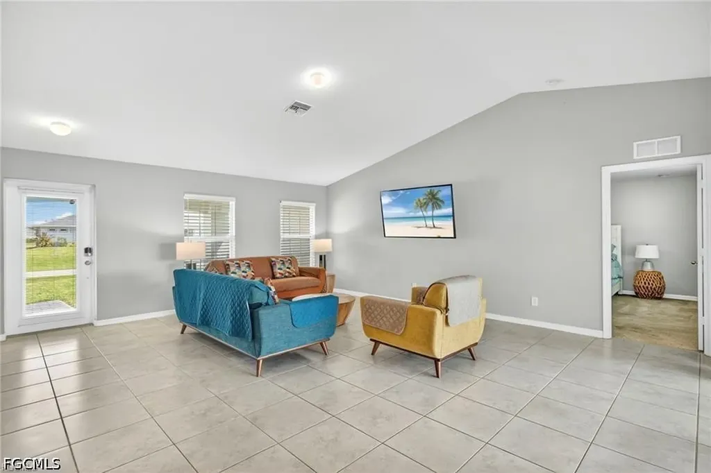 2716 NW 45th Place Cape Coral FL 33993