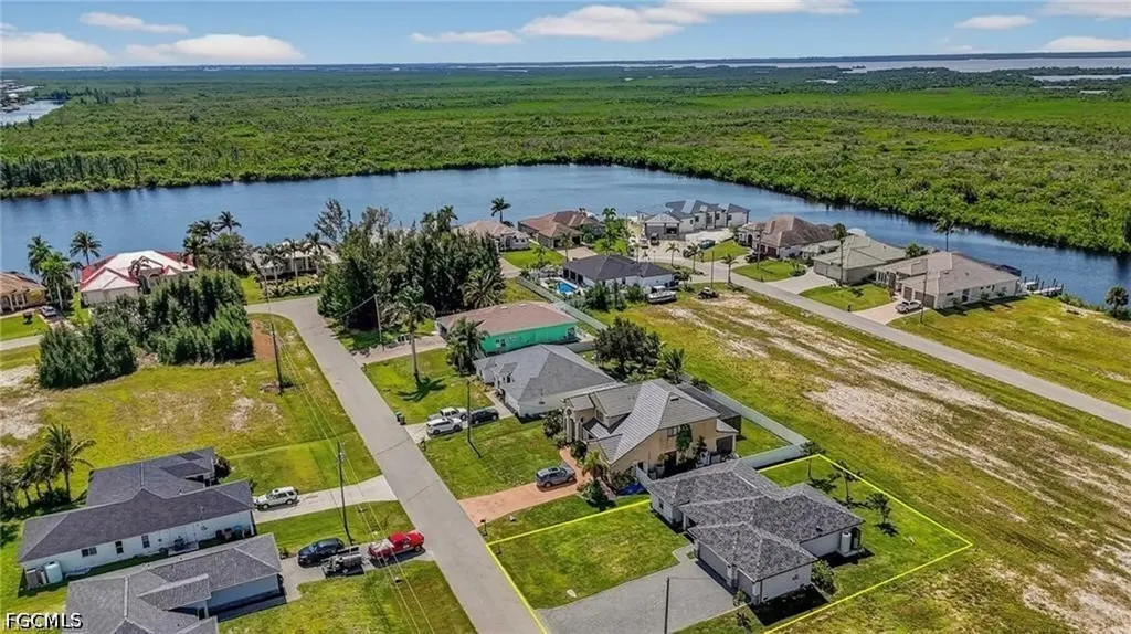 2716 NW 45th Place Cape Coral FL 33993
