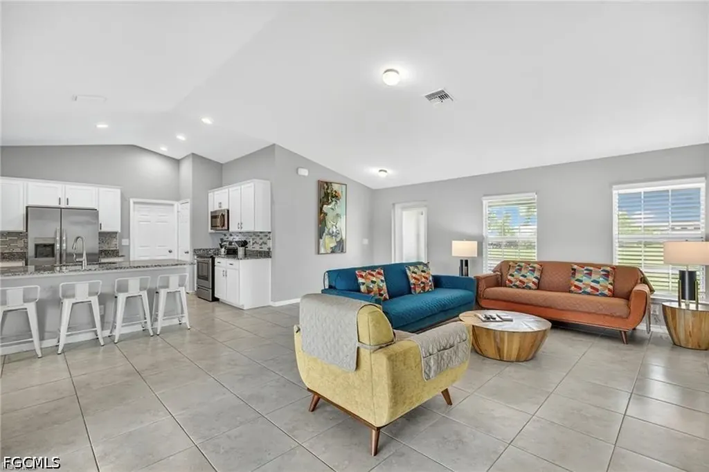 2716 NW 45th Place Cape Coral FL 33993