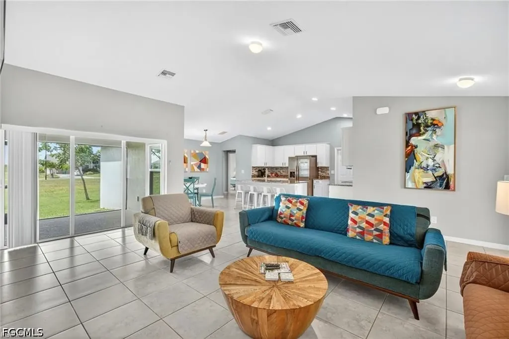 2716 NW 45th Place Cape Coral FL 33993