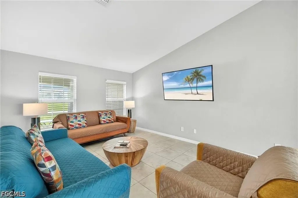 2716 NW 45th Place Cape Coral FL 33993