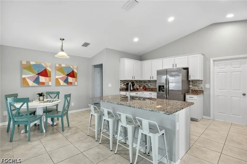 2716 NW 45th Place Cape Coral FL 33993