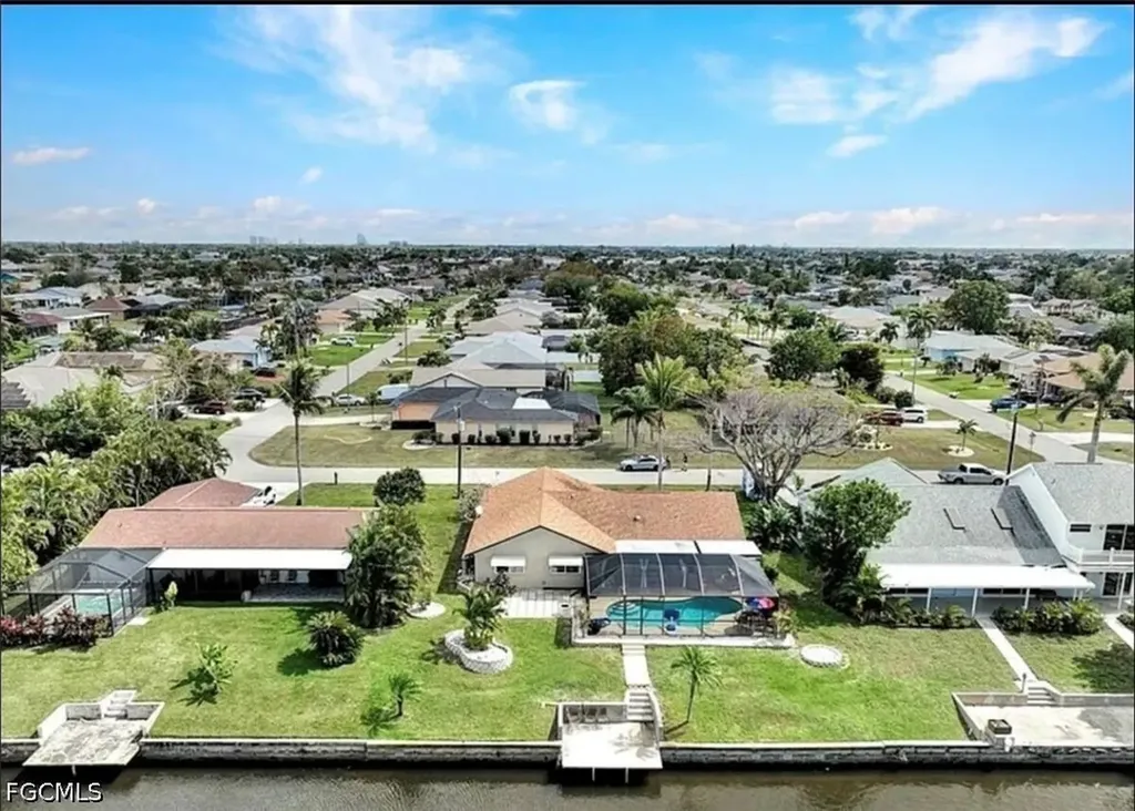 1412 SE 11th Place Cape Coral FL 33990
