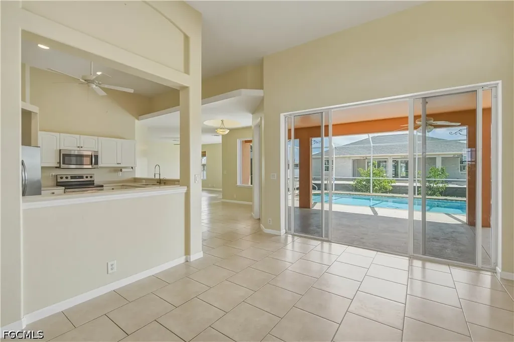 3079 NW 4th Place Cape Coral FL 33993