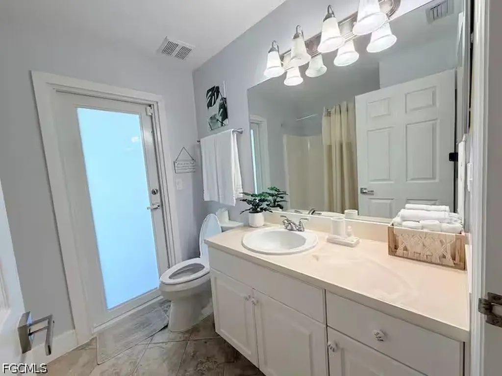 2937 SW 8th Place Cape Coral FL 33914