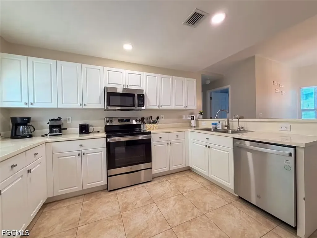 2937 SW 8th Place Cape Coral FL 33914