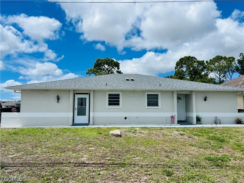 1406 SE 2nd Place Cape Coral FL 33990