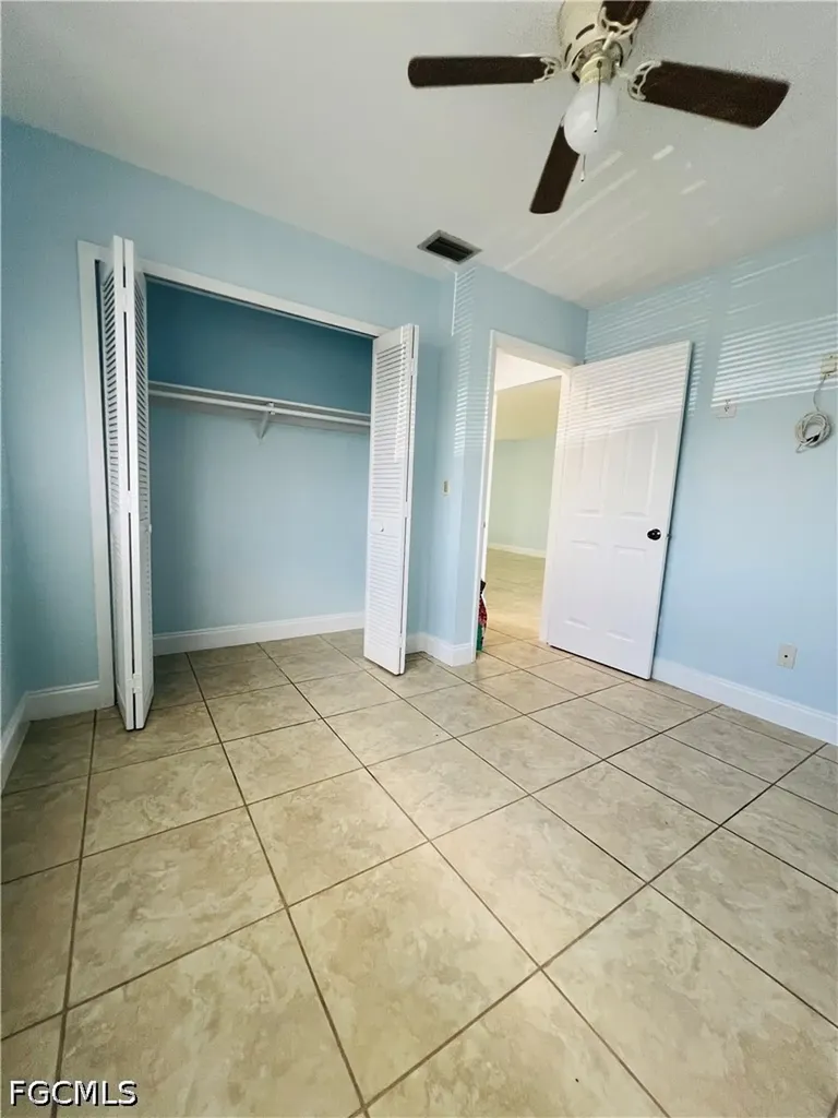 1406 SE 2nd Place Cape Coral FL 33990