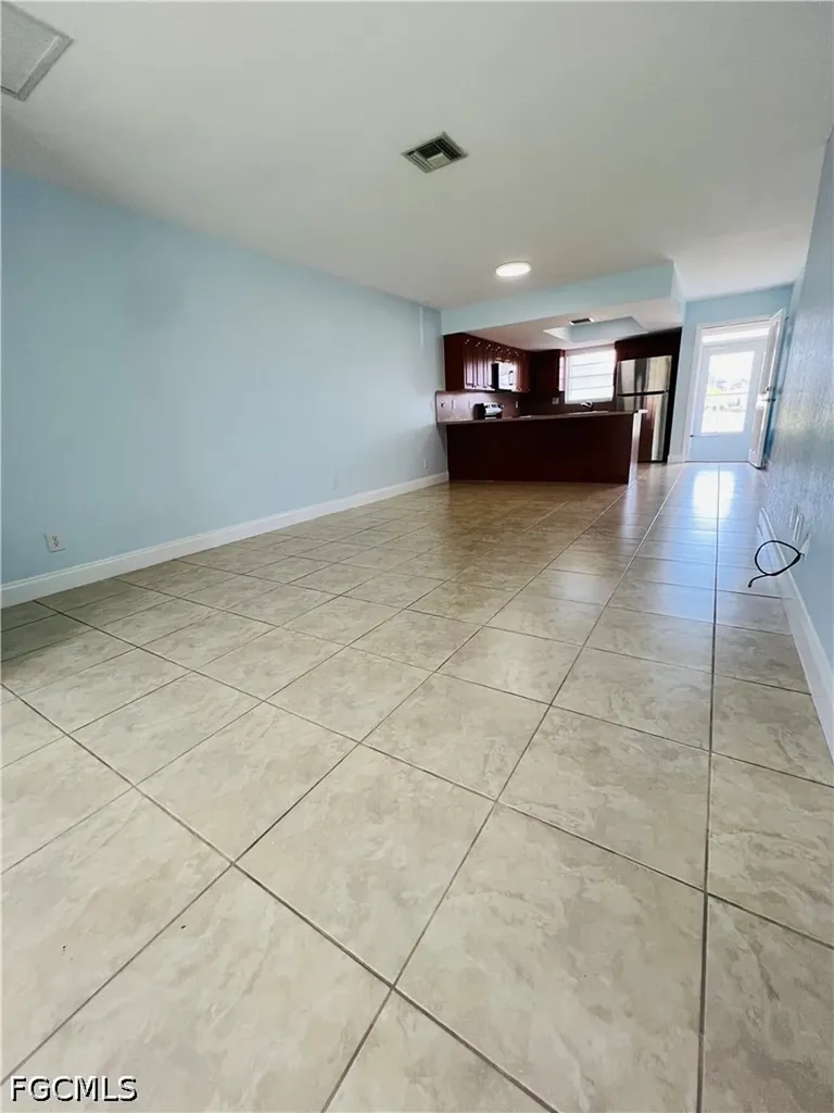 1406 SE 2nd Place Cape Coral FL 33990