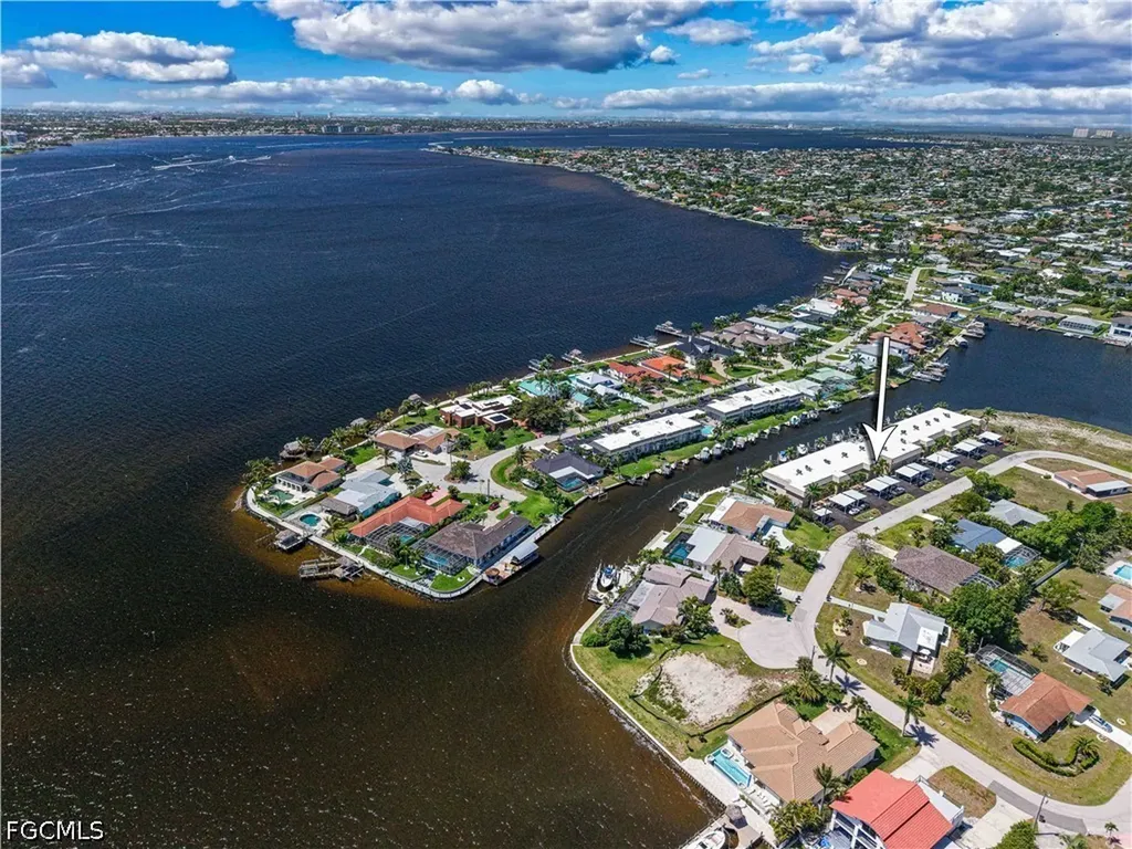 1730 Sandy Circle Cape Coral FL 33904