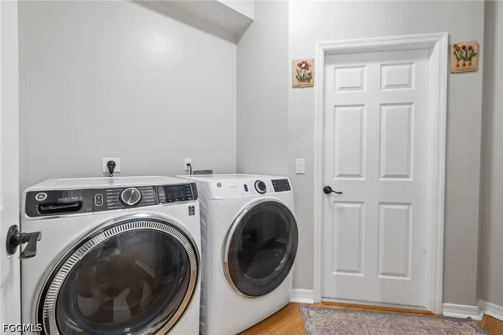 321 SE 31st Street Cape Coral FL 33904