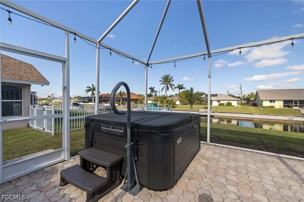 321 SE 31st Street Cape Coral FL 33904