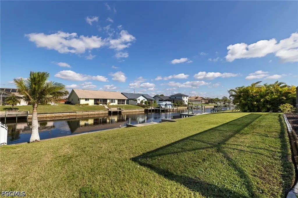 321 SE 31st Street Cape Coral FL 33904