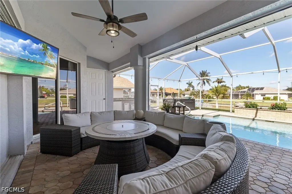 321 SE 31st Street Cape Coral FL 33904