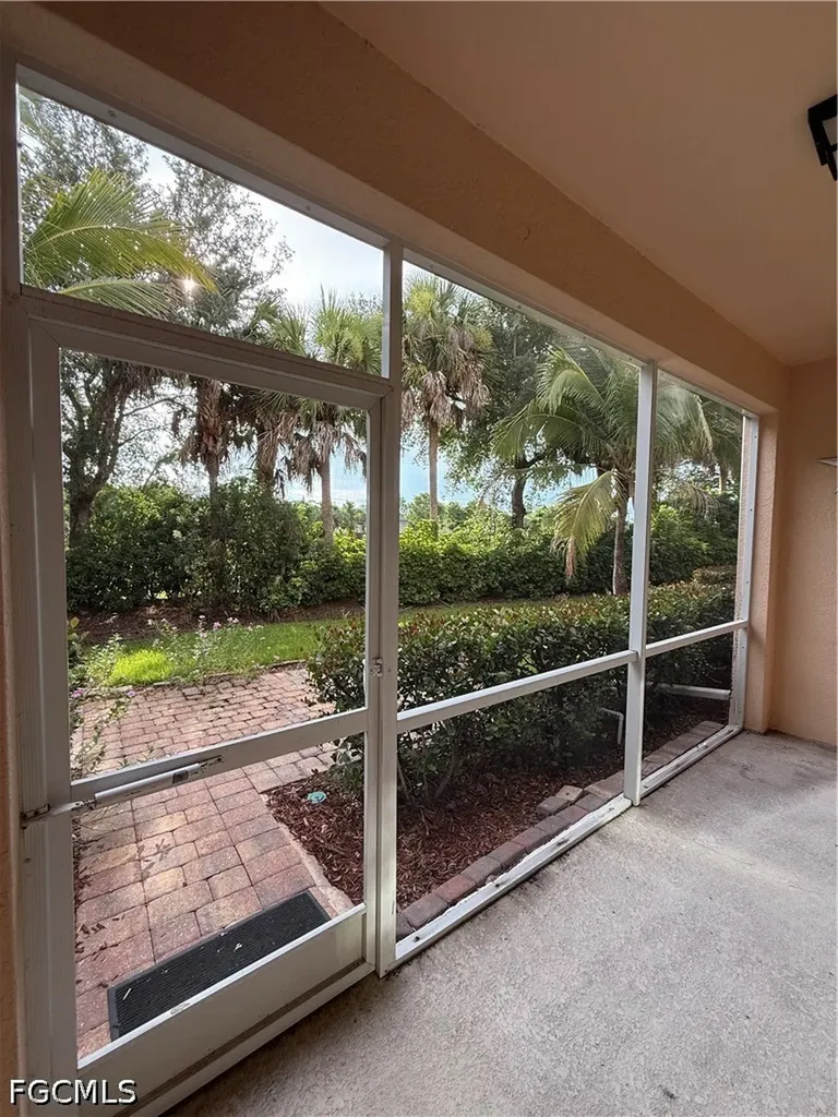 10020 Via Colomba Circle Fort Myers FL 33966