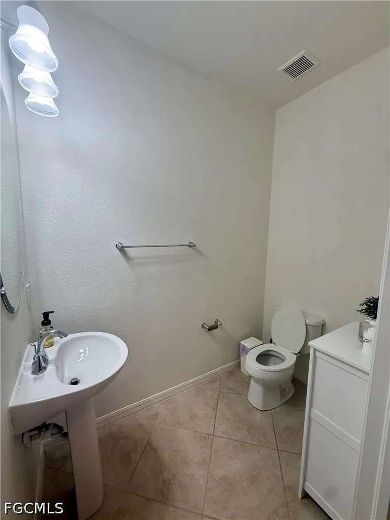 10020 Via Colomba Circle Fort Myers FL 33966