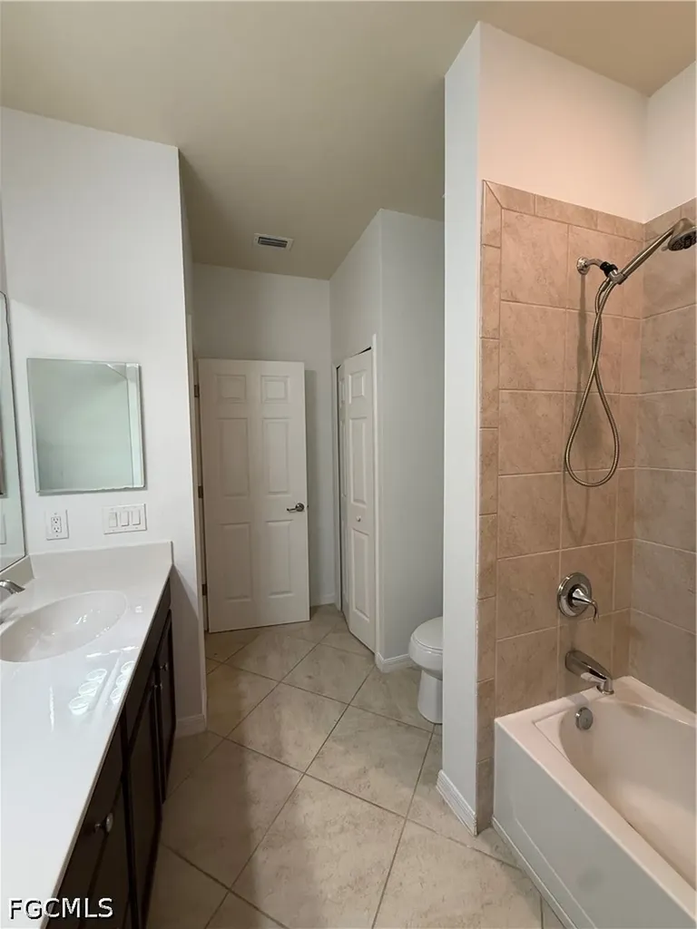 10020 Via Colomba Circle Fort Myers FL 33966