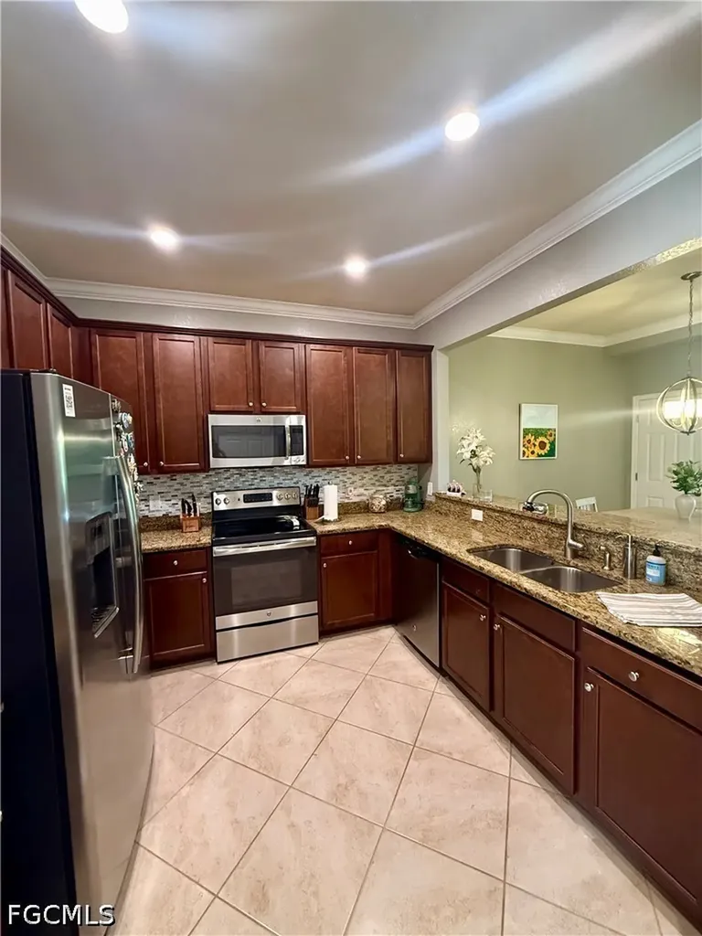 10020 Via Colomba Circle Fort Myers FL 33966