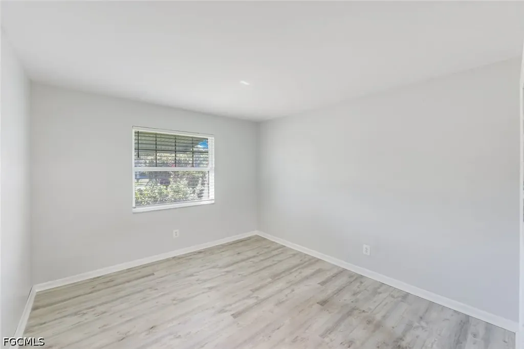 4240 SE 3rd Avenue Cape Coral FL 33904