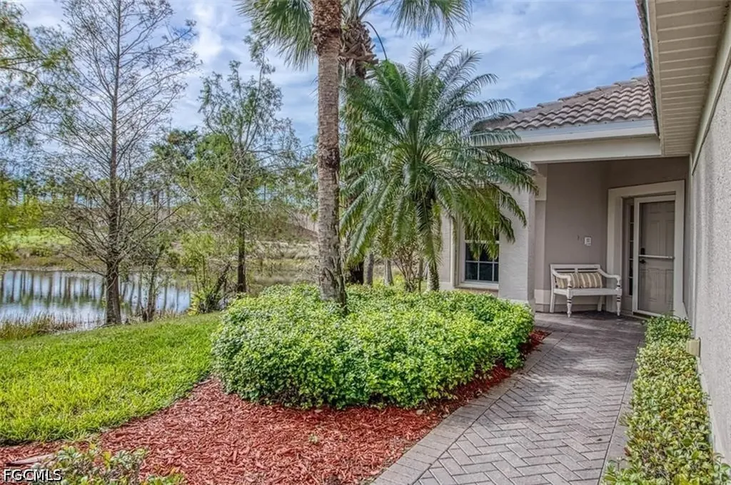 10072 Oakhurst Way Fort Myers FL 33913