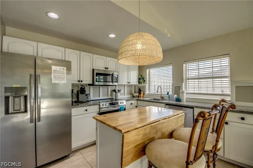 2589 Bayshore Drive Matlacha FL 33993