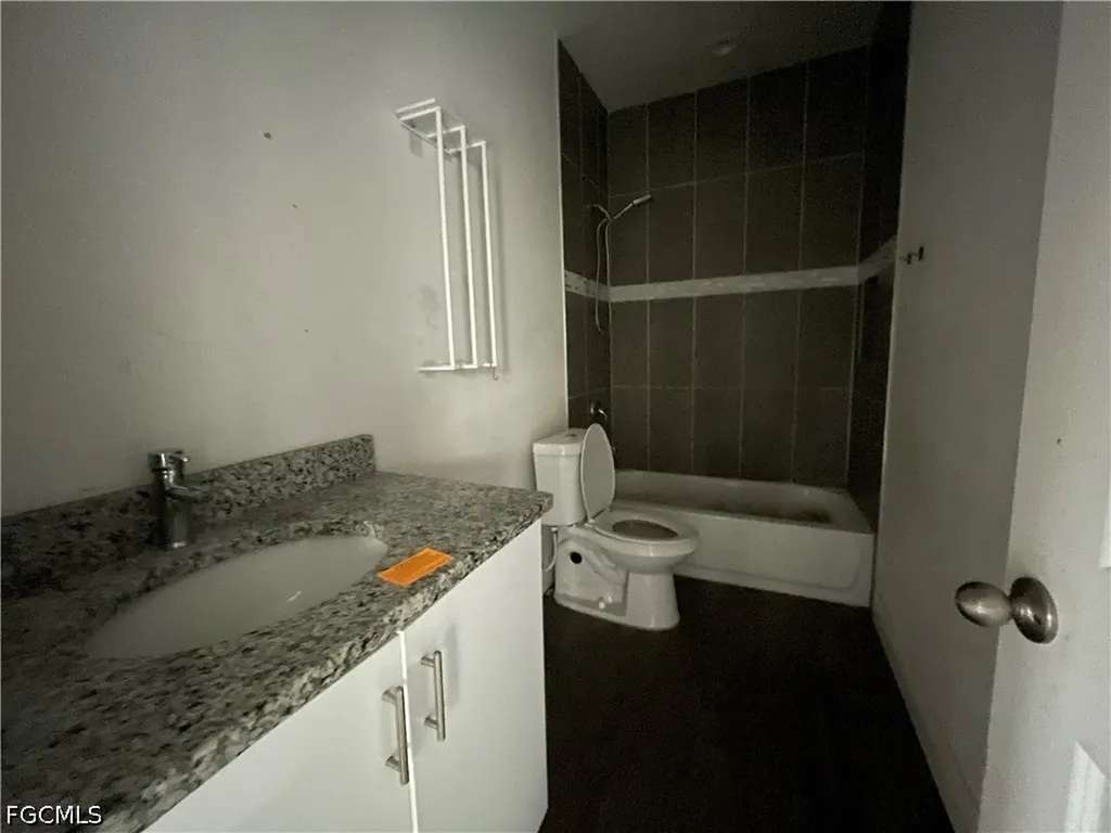 8046 Memory Circle Labelle FL 33935