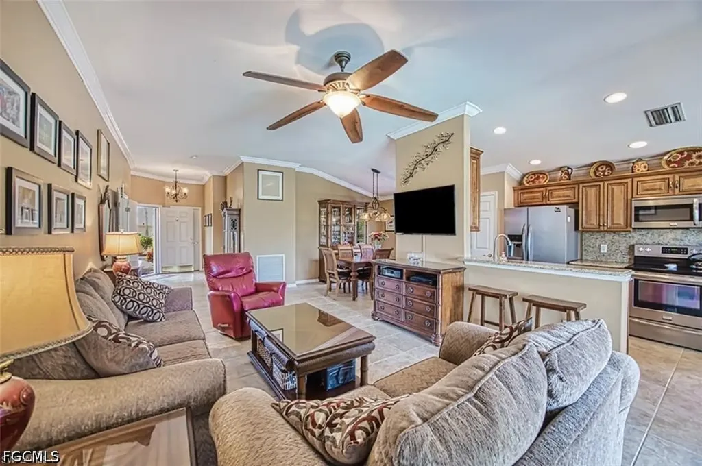 10092 Oakhurst Way Fort Myers FL 33913